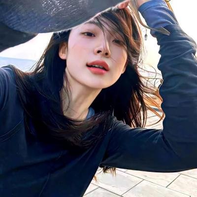 全家笑我落榜时状元归位